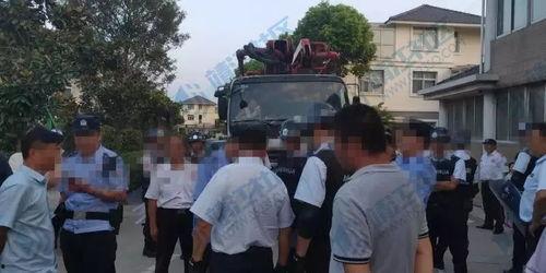 靖江吃瓜事件,一场网络热议背后的真相与反思