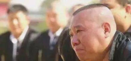 酒泉吃瓜事件始末,一场网络热议背后的真相与反思